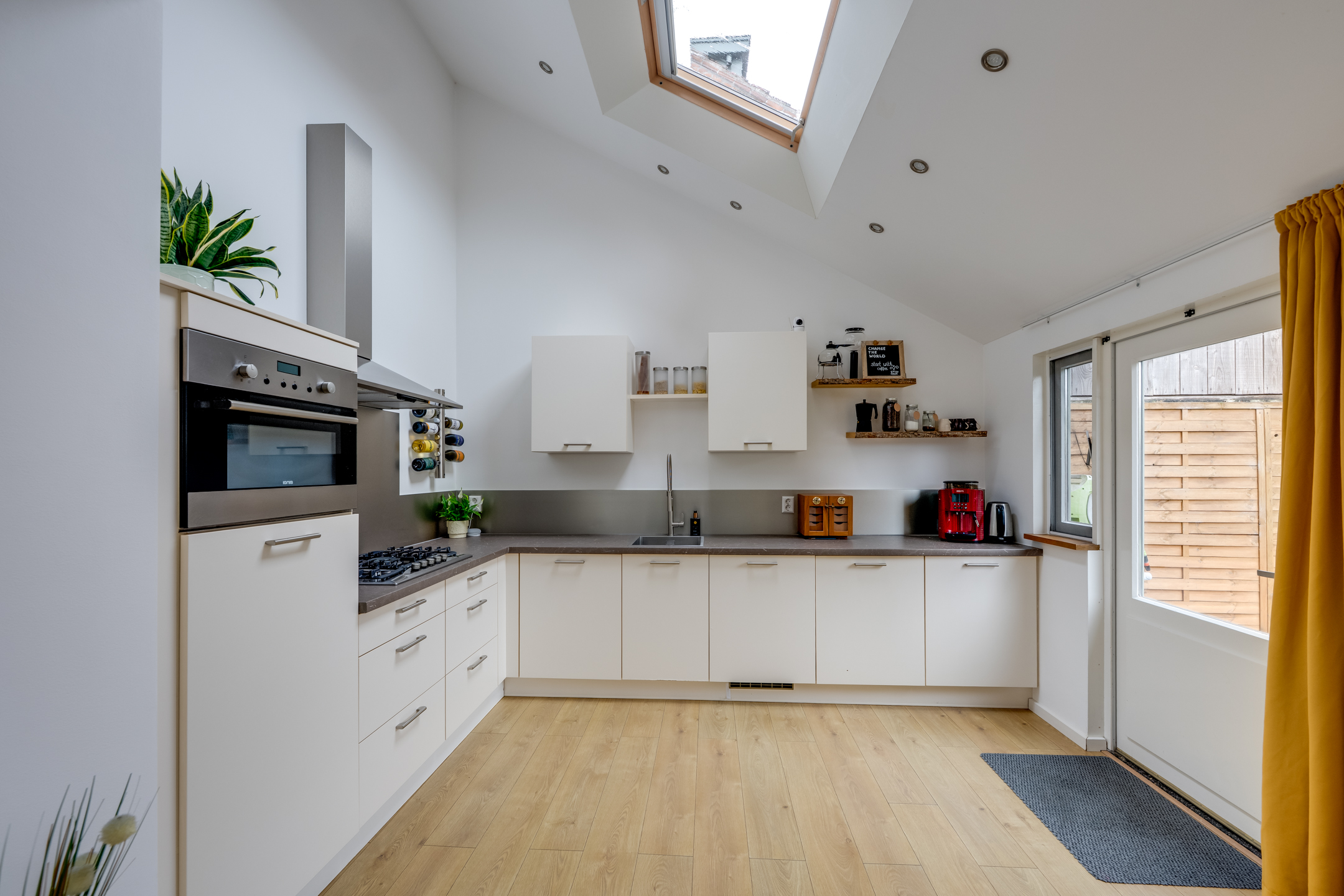 22_FUNDA_ADAMASTRAAT 5_ETTEN-LEUR